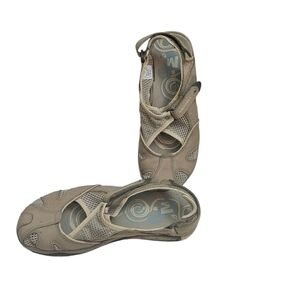 Merrell Tan Athletic Shoes with Strappy Design